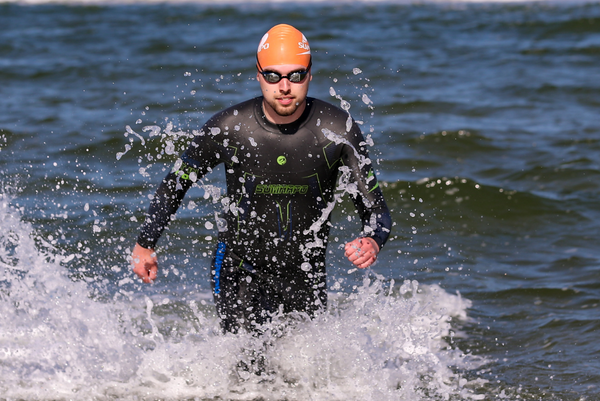 Come allenarsi per un triathlon in 12 settimane: una guida completa